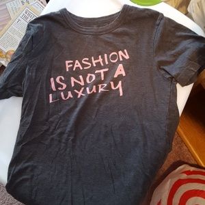 Bitten by Sarah Jessica Parker t-shirt